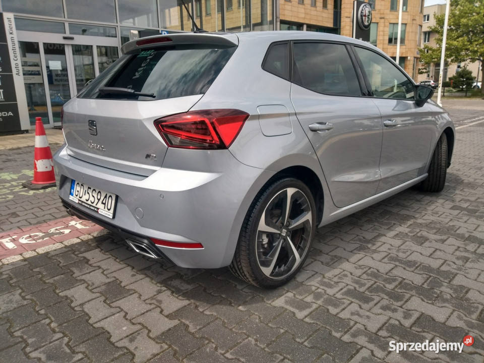 Seat Ibiza 10 TSI 115 led kamera cofania cyfrowe system Start-Stop