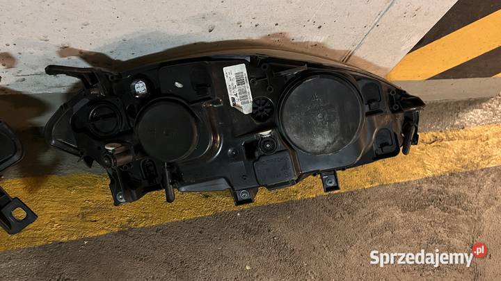 Reflektory lampy przód przednie Fiat Bravo prawa Wrocław