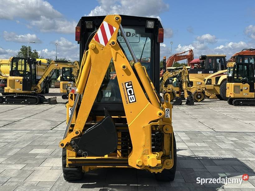 KOPARKO ŁADOWARKA MARKI JCB 1 CX Rok produkcji 2006 Koparko ładowarki Tuliszków sprzedam