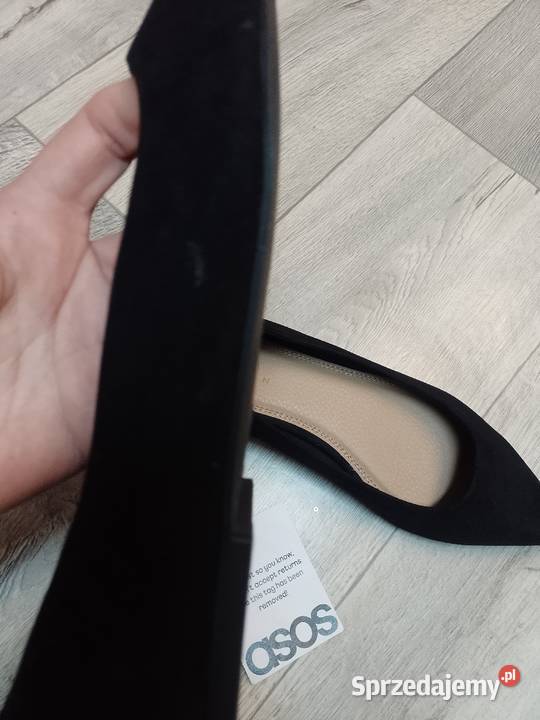 39 ASOS Design Czarne baleriny wieczorowe z