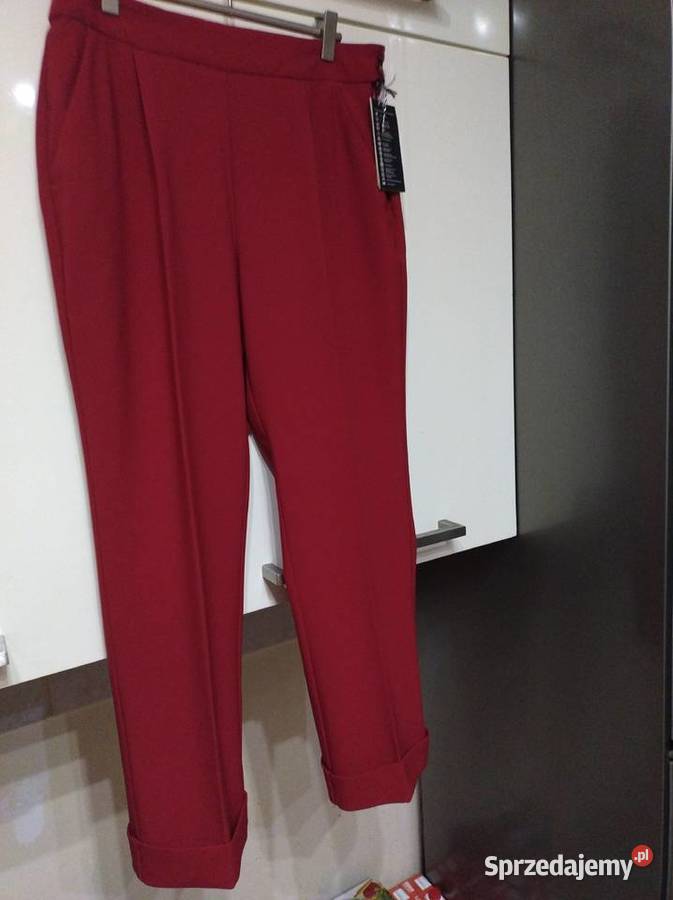 Spodnie na kant w kolorze czerwonym AGGI Lublin