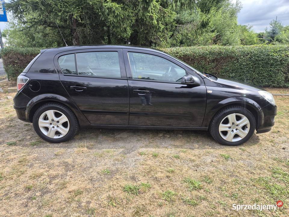 Opel Astra 14 2008 ECOTEC 5Dzwiowy Salon Astra Legnica