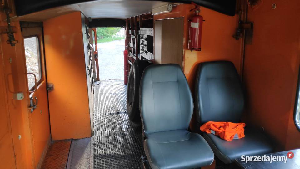 Mercedes dwudrogowy podnośnik kolejowy małopolskie