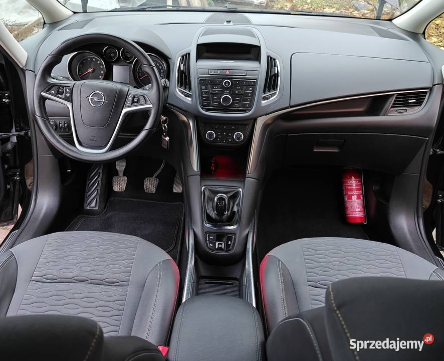 Opel Zafira C 14 niski przebieg powłoka graphene