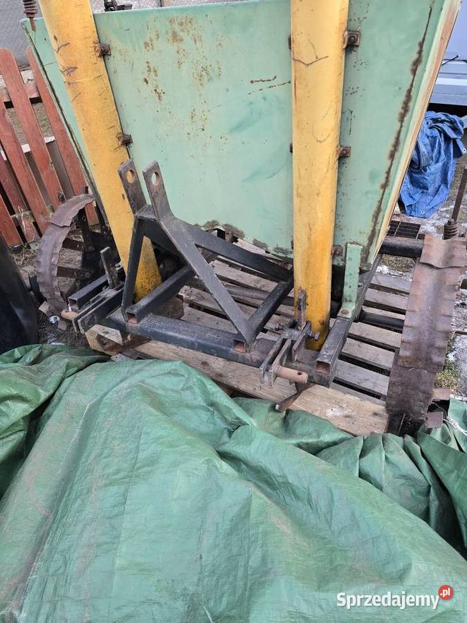 Sadzarka do ziemniakow nieuszkodzony Mogilno