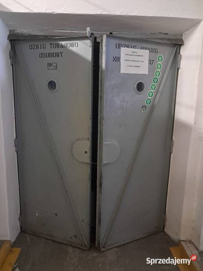 Dźwig towarowo osobowy 1000 ZUD WARSZAWA Katowice