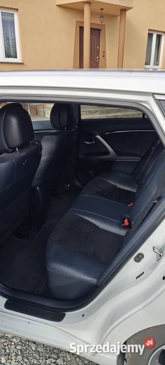 Toyota Avensis t27 18 BG relingi dachowe Wólka Gonciarska