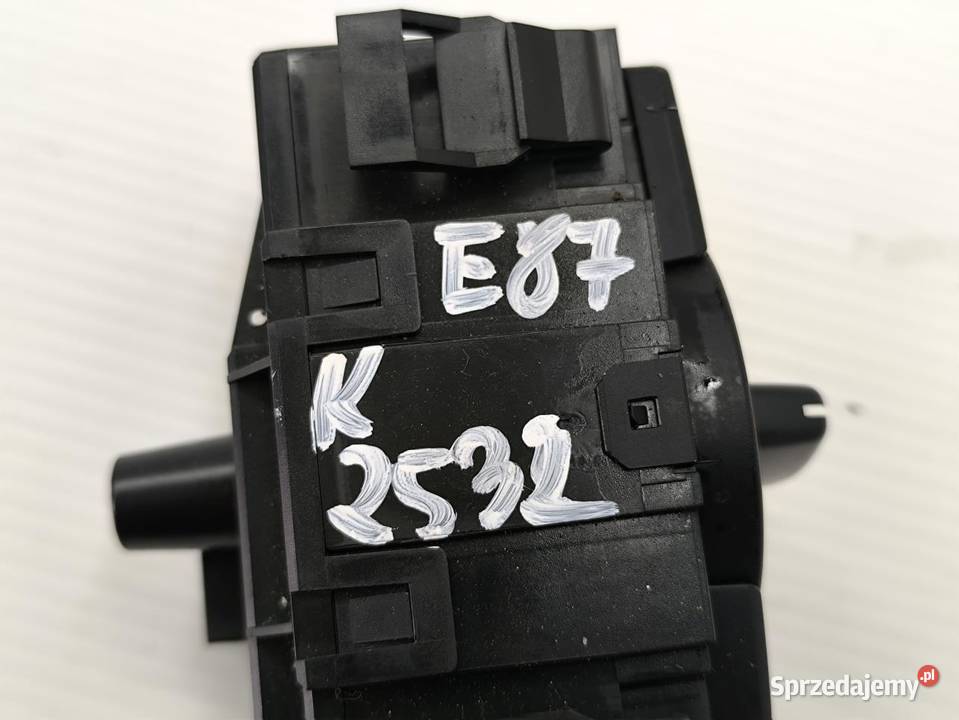 PRZEŁĄCZNIK WŁĄCZNIK ŚWIATEŁ BMW 1 E87 E81 LIFT osobowe wielkopolskie