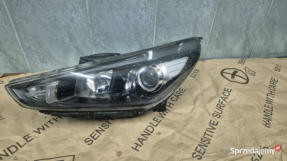 Hyundai i30 III 2017 oryginalna lampa przednia osobowe Bielsko-Biała sprzedam