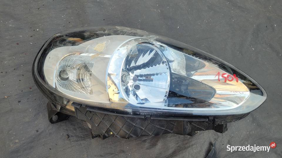 FIAT PUNTO EVO 09 LAMPA PRZÓD PRAWA EUROPA Lampy przednie śląskie Ruda Śląska