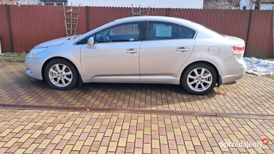 Toyota Avensis 2.2 D-4D Salon Polska