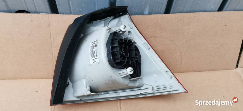 Lampa tylna lewa Volkswagen Golf 5 V Szczytno