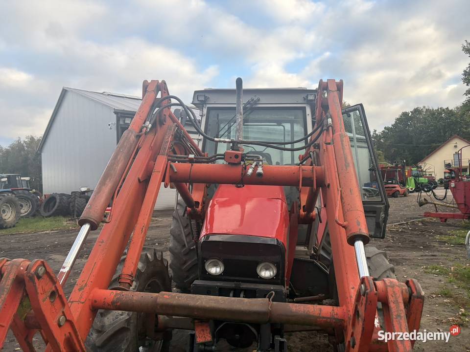 Ładowacz czołowy tur 3 sekcyjny Massey Ferguson Myszyniec