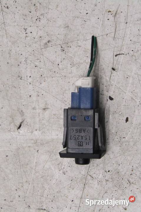PRZYCISK PRZEŁĄCZNIK KLAPY BAGAŻNIKA MITSUBISHI