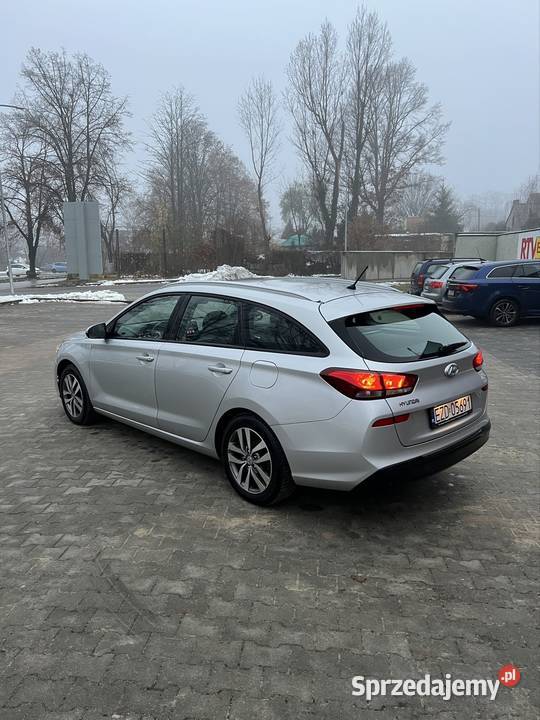 Hyundai i30 2019 16CRDI automat DCT łódzkie Zduńska Wola