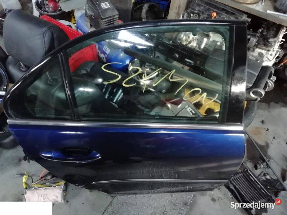 HONDA LEGEND KB1 DRZWI PRAWY TYŁ