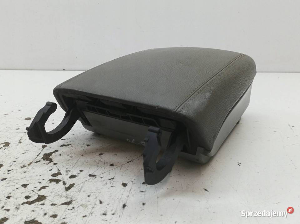 PODŁOKIETNIK KLAPKA E16 E17 E18 SKÓRA Toyota