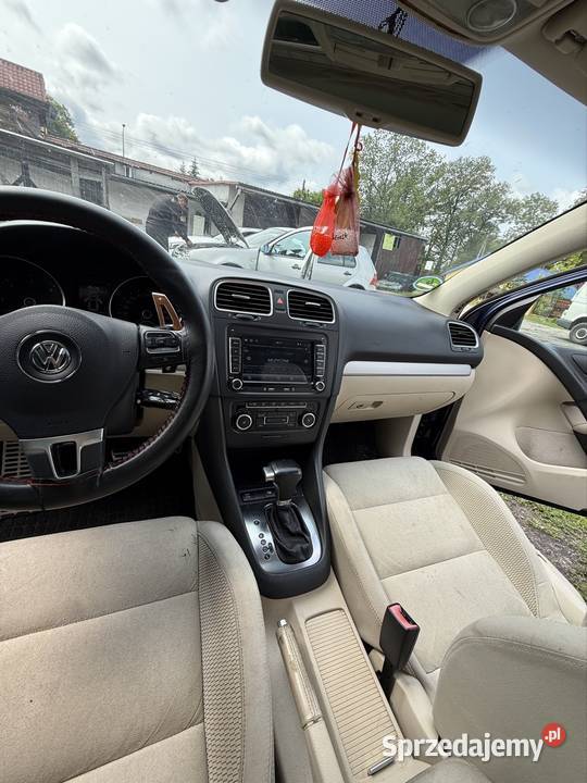 Volkswagen Golf VI granatowy Parowa