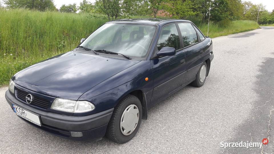 Opel Astra 16 KAT F classic sprawny benzyna+LPG sprzedam