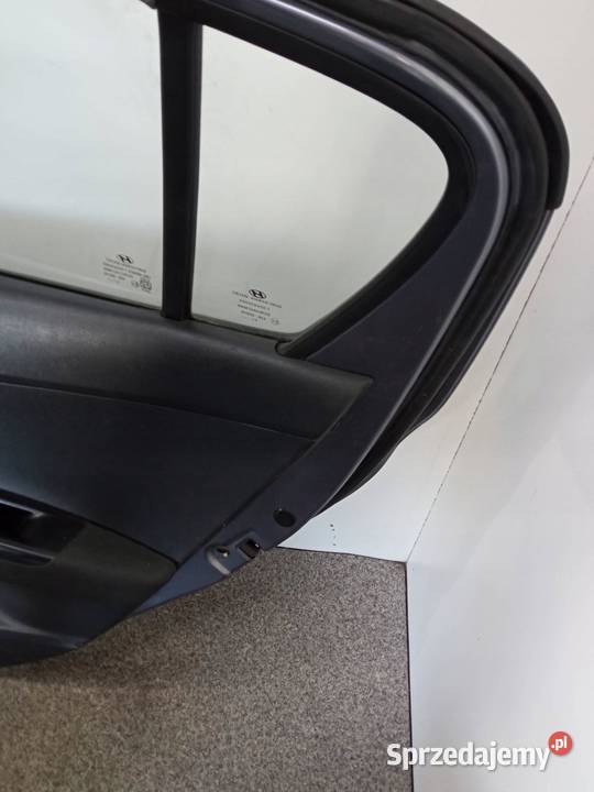 DRZWI PRAWE TYŁ 2E Hyundai i20 I 20082014