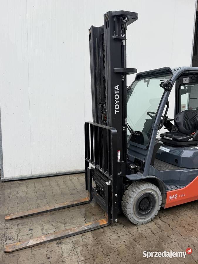 Toyota NOWY 8FGF18 18 t TRIPLEX 6m 2023 2000MTH Łask