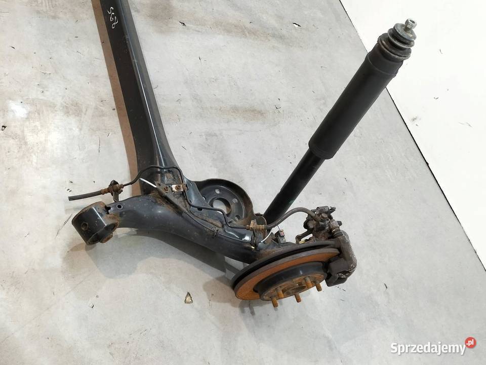 BELKA ZAWIESZENIA TYŁ E16 E17 E18 Toyota Corolla