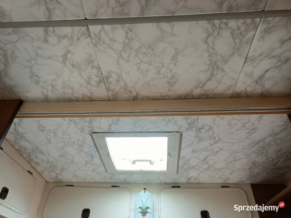 Kamper MercedesBenz 310D KACZKA 1989 29l 403 95 Rok produkcji 1989 Gliwice sprzedam