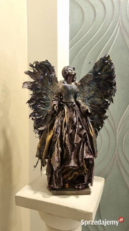 Piękny anioł ze skrzydłami z prawdziwych piór Rękodzieło Zamość