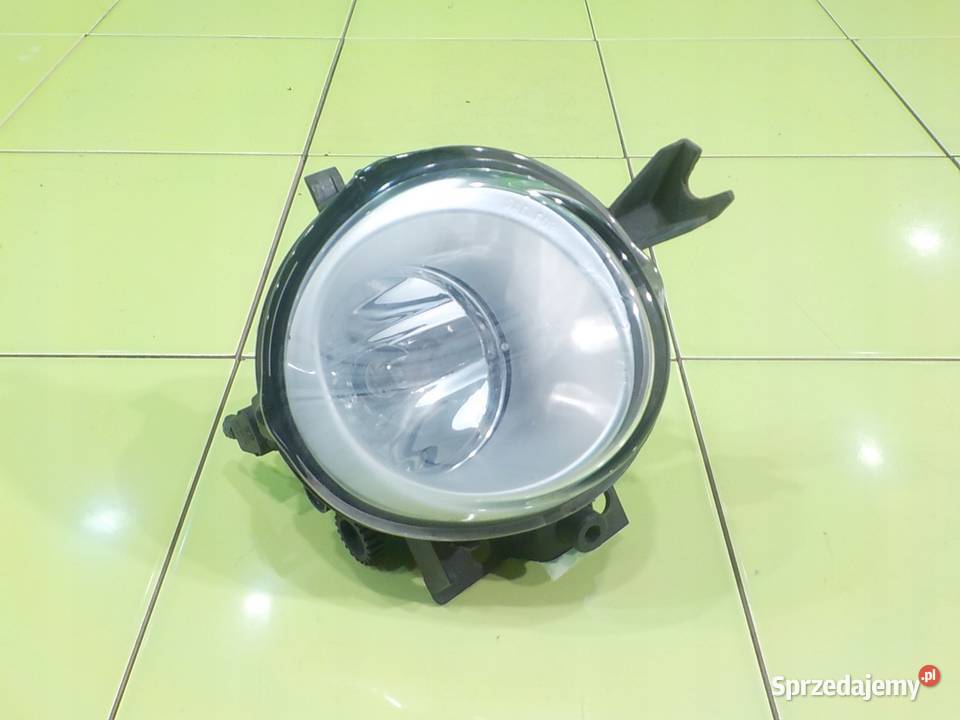 VW TOUAREG I 25 TDI AUT 05r 5D halogen prawy mazowieckie Suków