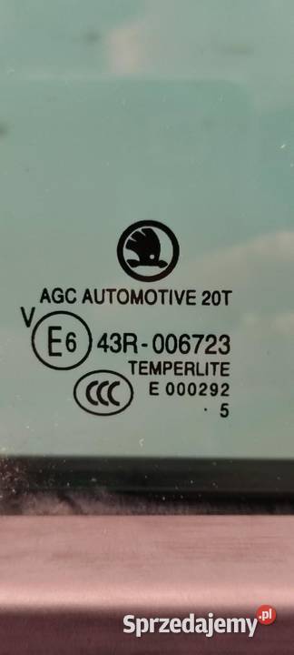 SKODA OCTAVIA III DRZWI PRAWY TYŁ KOMBI LF3L