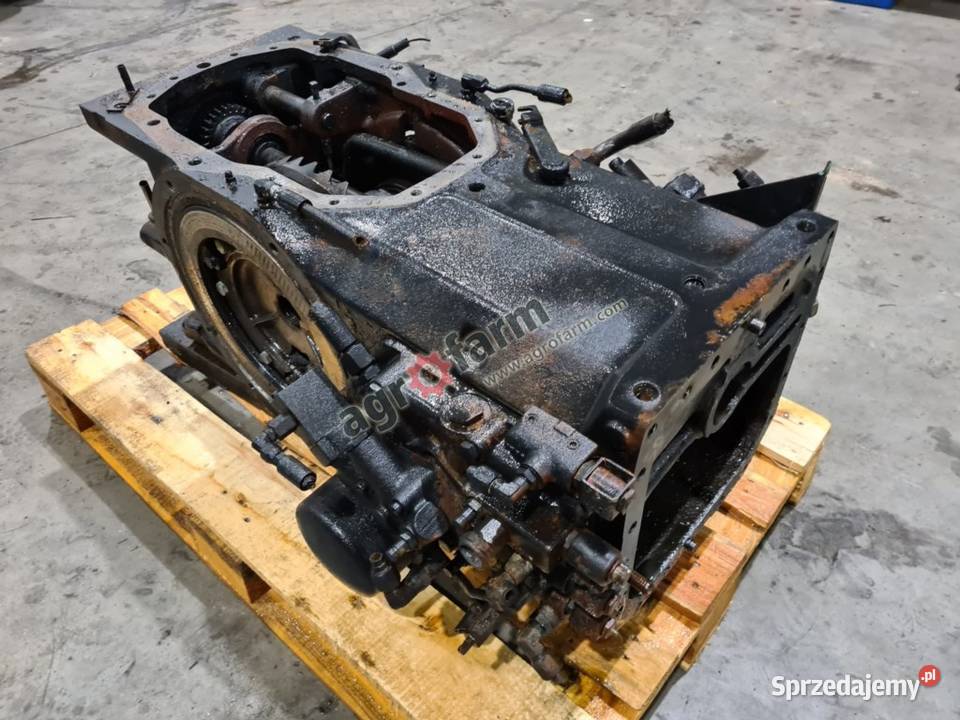 Tylny most Massey Ferguson 6130 851B1 dolnośląskie Byków