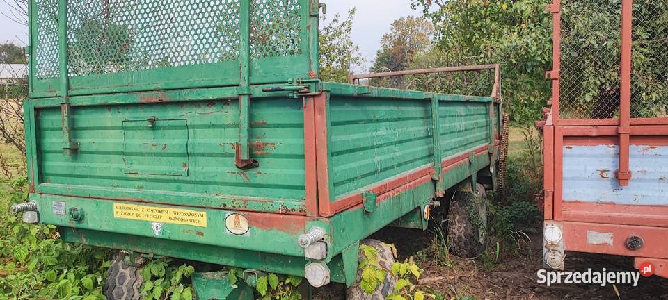 Rozrzutnik obornika dwu osiowy Wiski