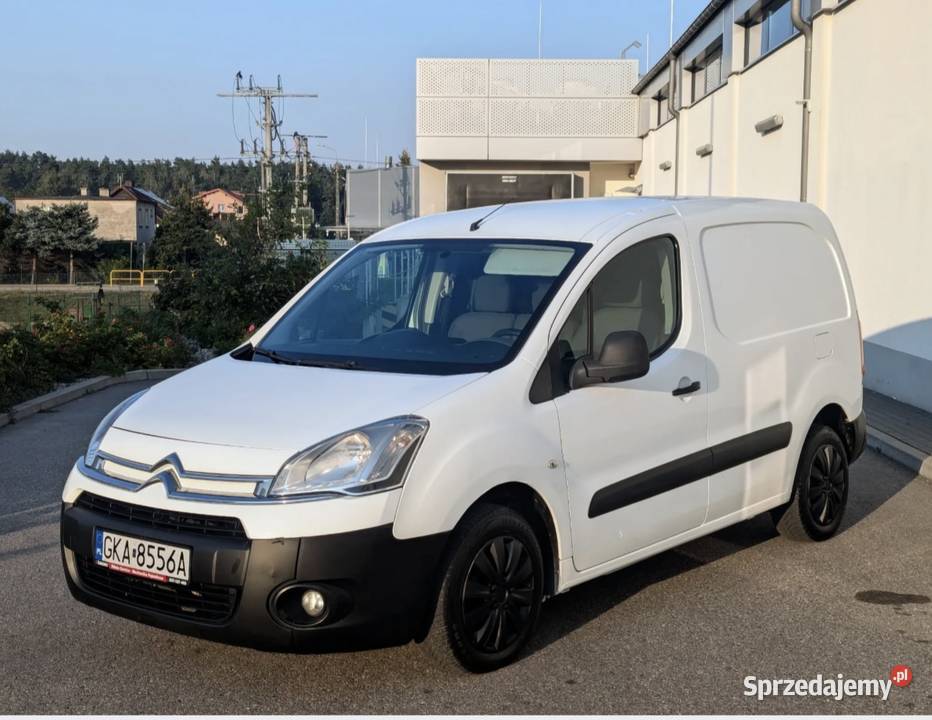 Citroen berlingo 2014r 1.6 HDi 90 km 3 osoby super stan