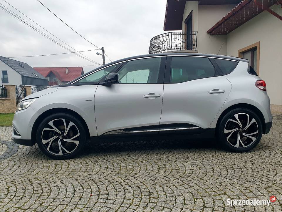 Super stan samo parkuje