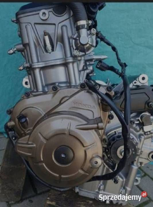 HONDA CRF 1000 AFRICA TWIN SILNIK MANUAL Silniki Nowy Tomyśl sprzedam