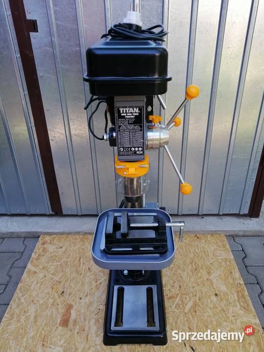 WIERTARKA STOŁOWA KOLUMNOWA TITAN TTB541DBT 700W Elektryczne wielkopolskie