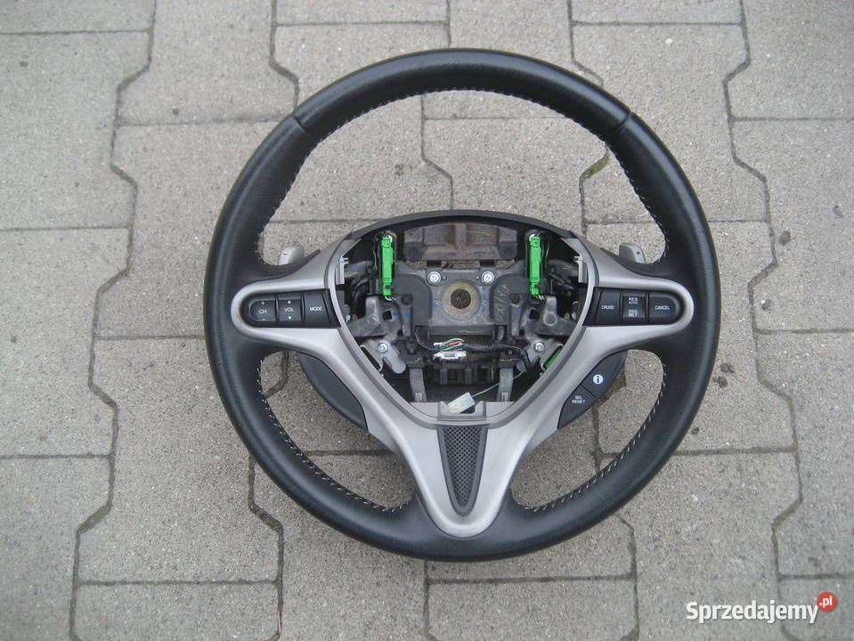 honda civic ufo VIII 0609r 18b kierownica skóra Rakoniewice