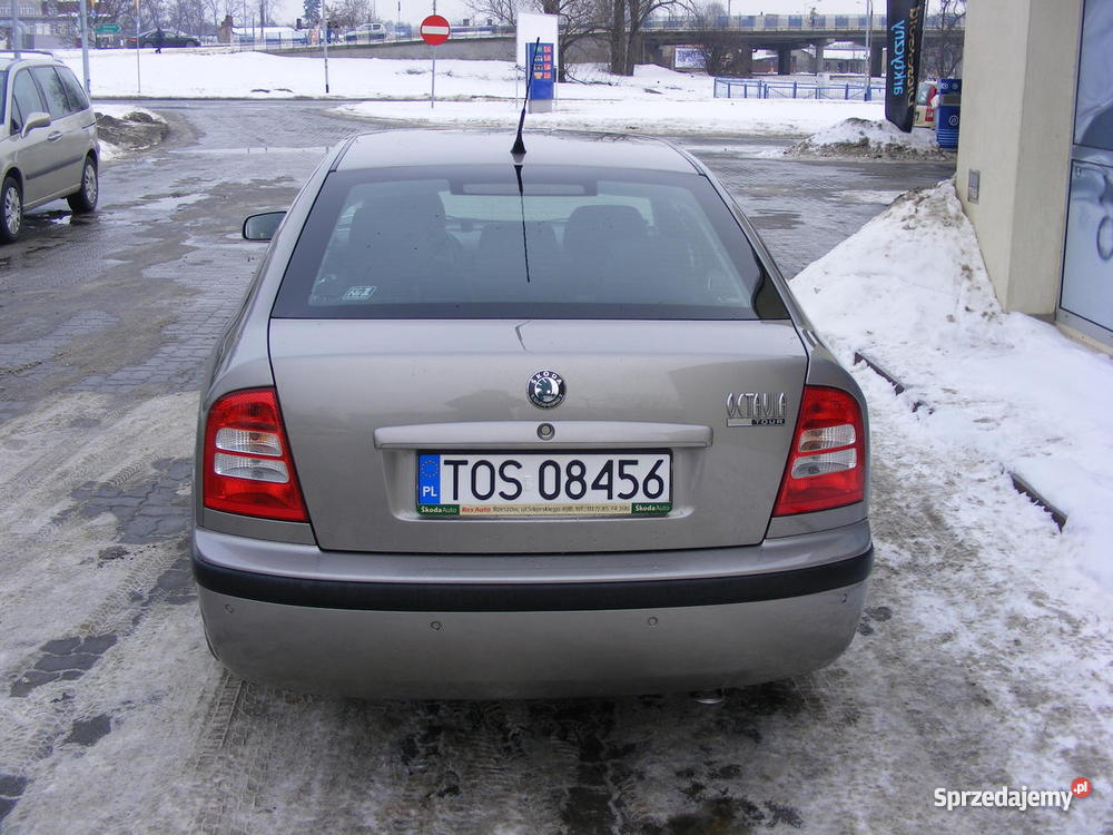 Skoda Octavia Tour ICE świętokrzyskie Ostrowiec Świętokrzyski