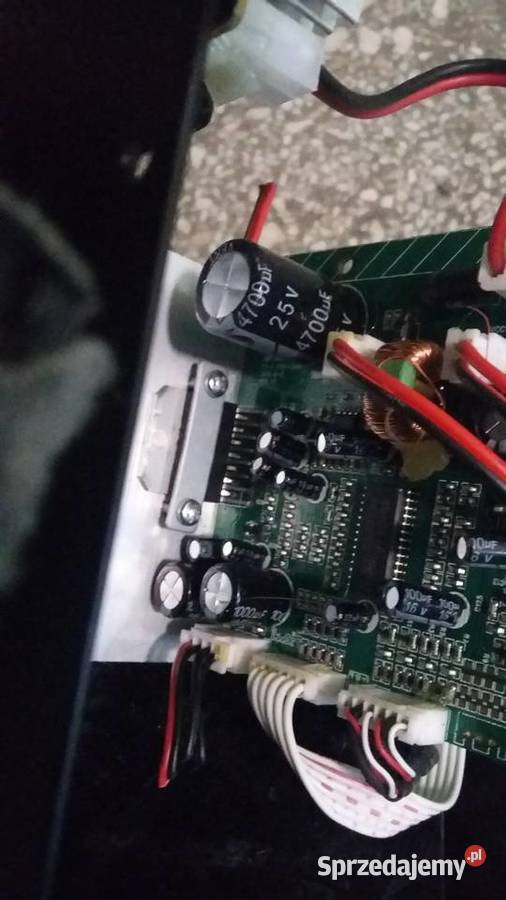 Wieza stojaca grajaca Luxor bluetooth