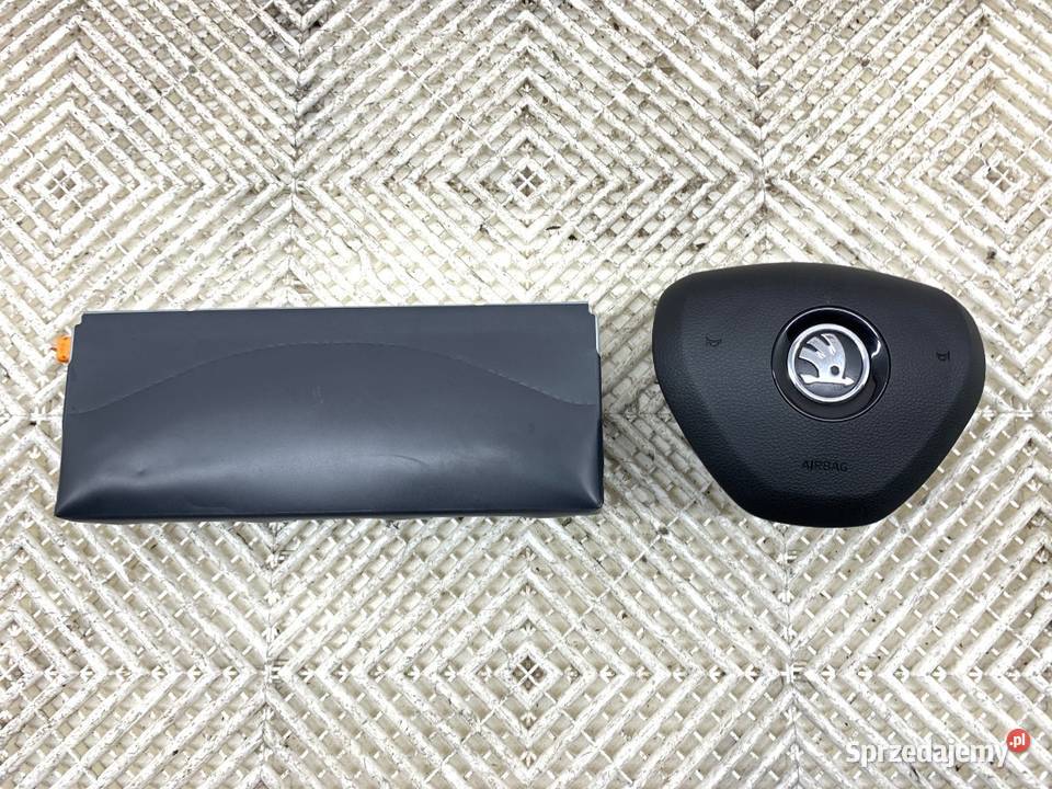 KOKPIT PODUSZKI PASY KOMPLET SKODA OCTAVIA III