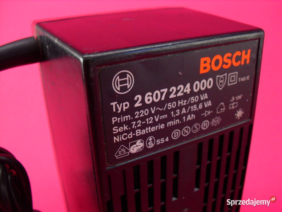 Ładowarka BOSCH Typ 2 607 224 000 Bielawa