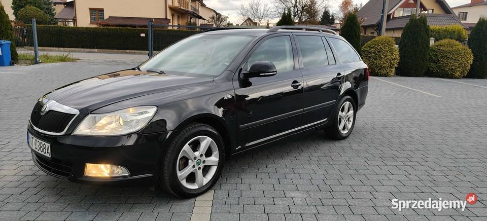 Sprzedam piękną utrzymaną Skodę Octavię 2013 16 garażowany Nowy Sącz