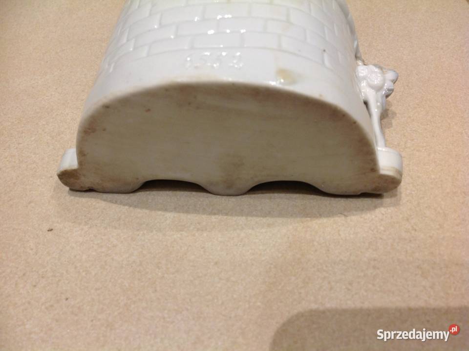 Piękny Wazonik Gołąbki Stara Porcelana Sygnowany Porcelana i szkło Nowa Sól