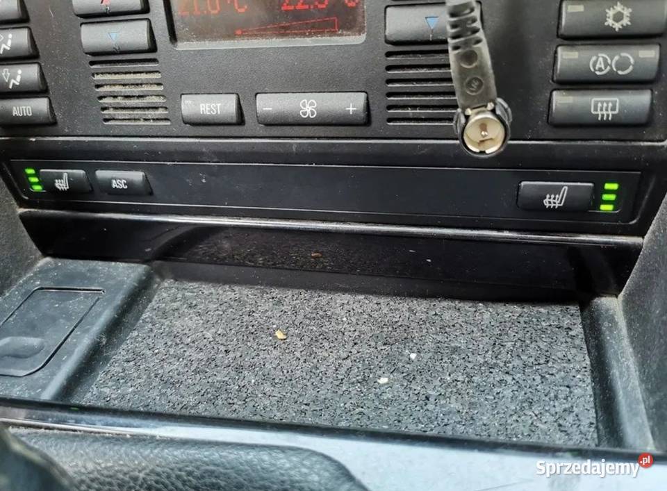 Panel przycisk grzania foteli ASC BMW e39 osobowe śląskie