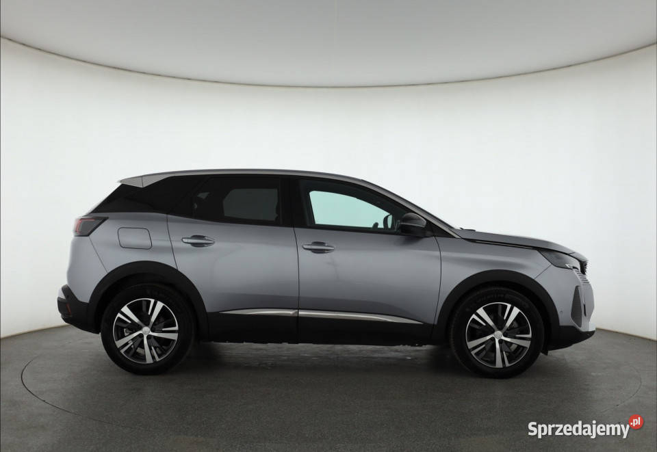 Peugeot 3008 12 PureTech 14582km Piaseczno