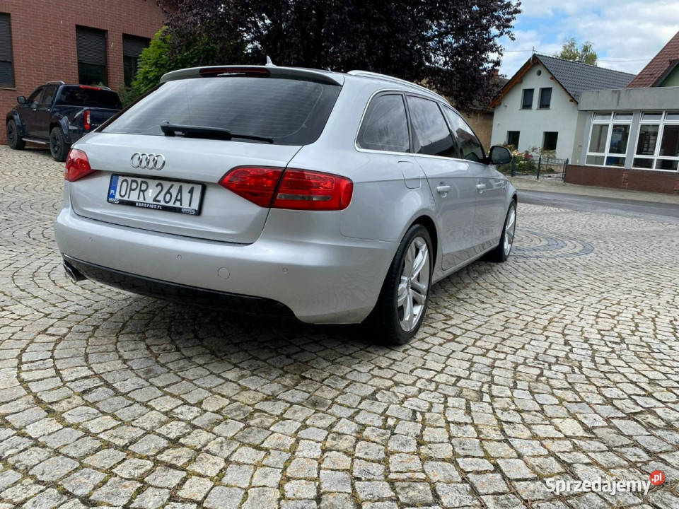 Audi A4 Audi A4 B8 20 TDI 143 2008r Alu 18 lakier metallic Głogówek