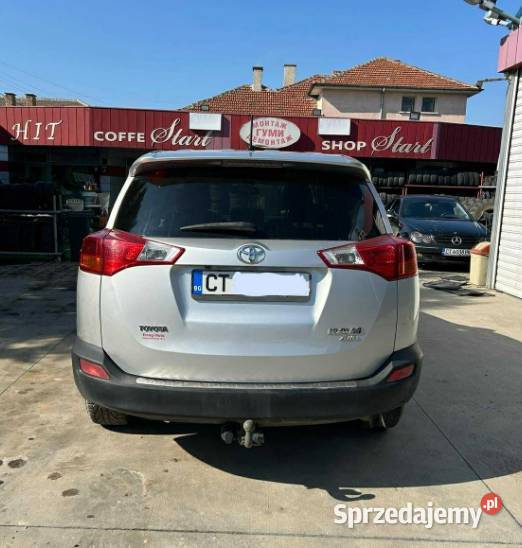 TOYOTA RAV4 nieuszkodzony RAV4