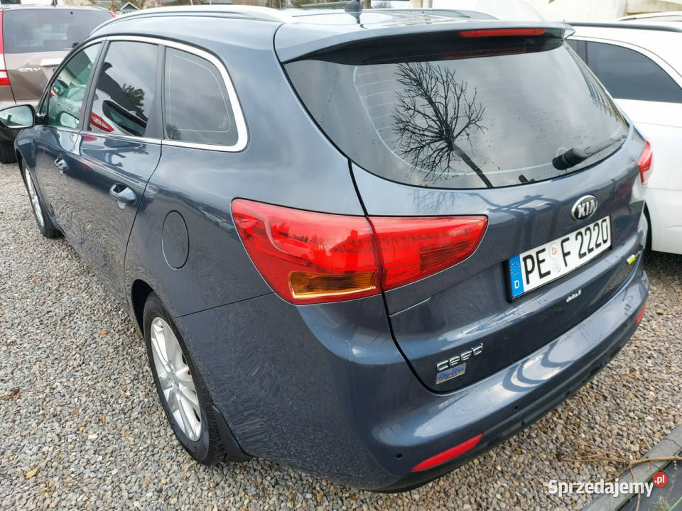 Kia Ceed 16 gdi oświetlenie led Benzyna grzane bluetooth sprzedam
