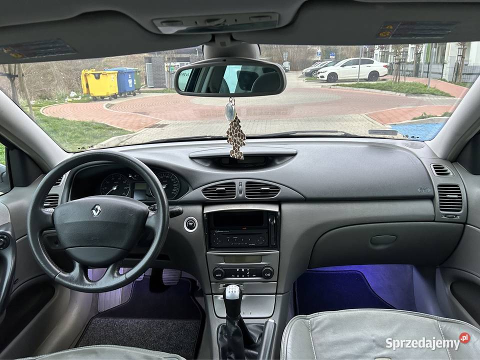 Renault Laguna Salon Polska 20 IDE Samochody osobowe Szczecin