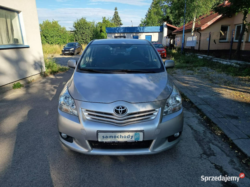 Toyota Verso Bezwypadkowy 7 osób stan isofix Verso Janów Lubelski sprzedam